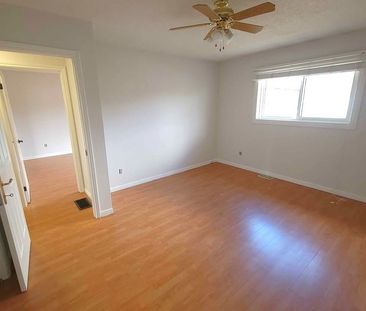 For Lease - 98 Buchanan Street Unit# Upper, Barrie, Ontario - Photo 5