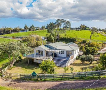 Water front stunning 4 bedroom home - Photo 4