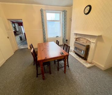 2 bedroom private hall to rent - Photo 6