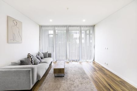 Two Bedroom Plus Study Room I Furnished Apartment I Gym & Pool - Photo 2