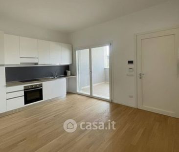 Bilocale in Affitto in Via Giovanni Di Cagno Abbrescia 19 a Bari - Photo 4