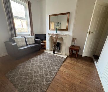 1 bedroom in a house share to rent - Photo 4