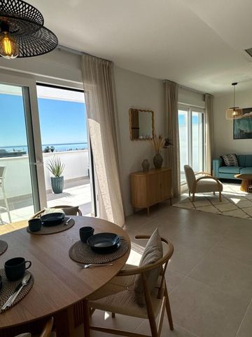 Luxury penthouse for rent in Estepona, Spain - Photo 2