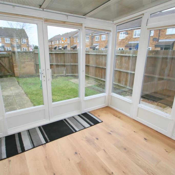 2 bedroom end of terrace house to rent - Photo 1
