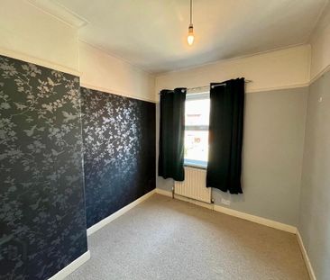 12 Sandown Drive, Ballyhackamore, Belfast, BT5 6GZ - Photo 4