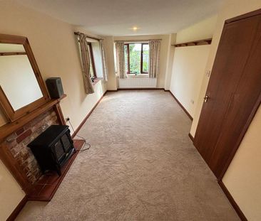 2 bedroom barn conversion to rent - Photo 6