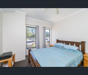 297 Camborne Parkway, Butler, WA 6036 - Photo 6