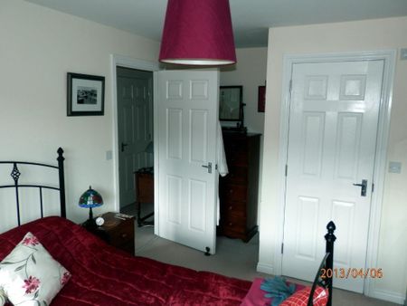 2 bedroom flat to rent - Photo 4