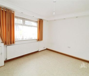 5 bedroom detached house to rent - Photo 6