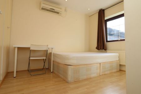 Room in a Shared House, Ropemaker Road, SE16 - Photo 4