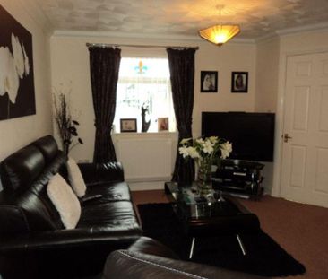 3 bedroom semi-detached house to rent - Photo 3