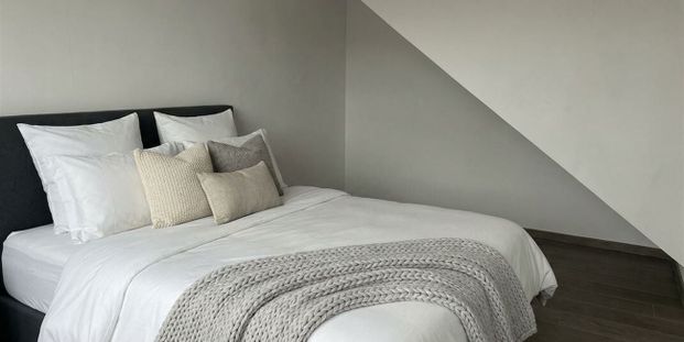 Appartement te huur in Ronse voor € 800 met 2 slaapkamers - Photo 1