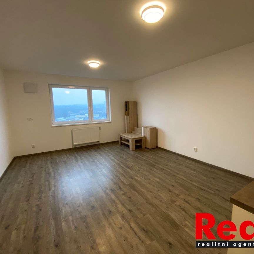 Pronájem bytu 1+kk a garsoniéry 33 m² - Photo 1
