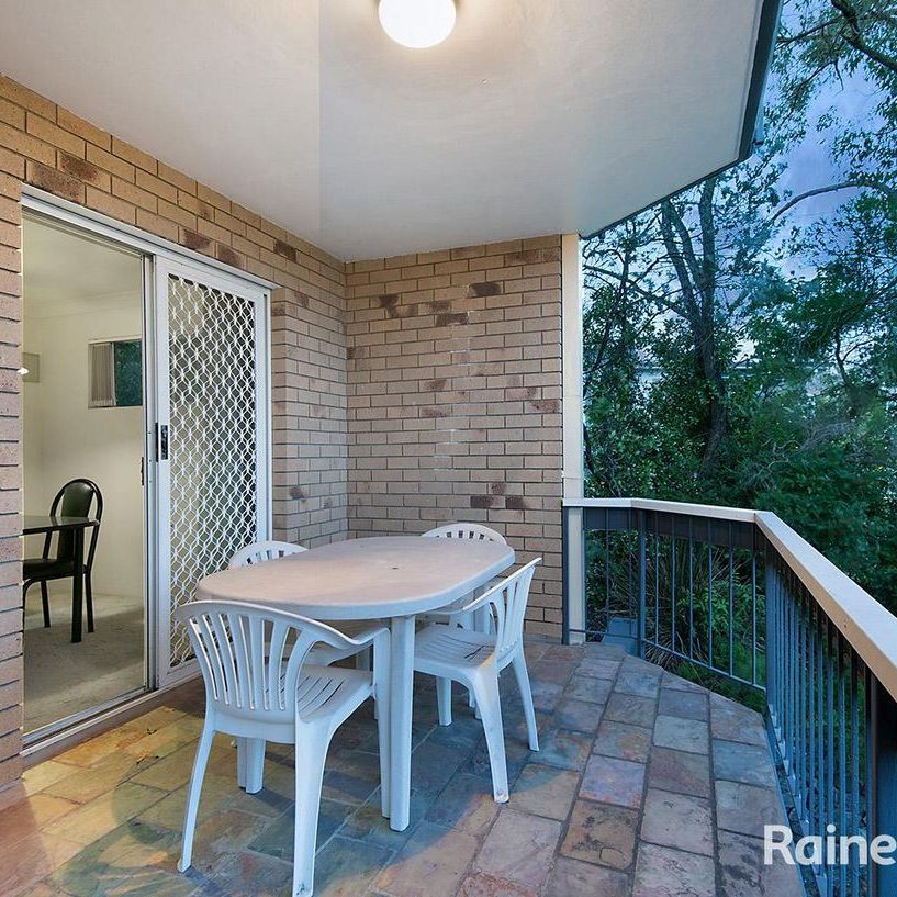 4/30 Waverley Road, Taringa, QLD 4068 - Photo 1