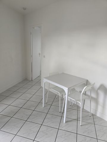 Location Appartement 1 pièce 29m² YERRES 91330 - Photo 3