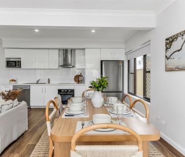 TWO FURNISHED APARTMENTS IN CENTRAL TWEED HEADS - Photo 4