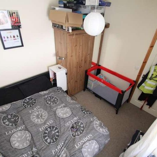 High Street, BS15 - Photo 1