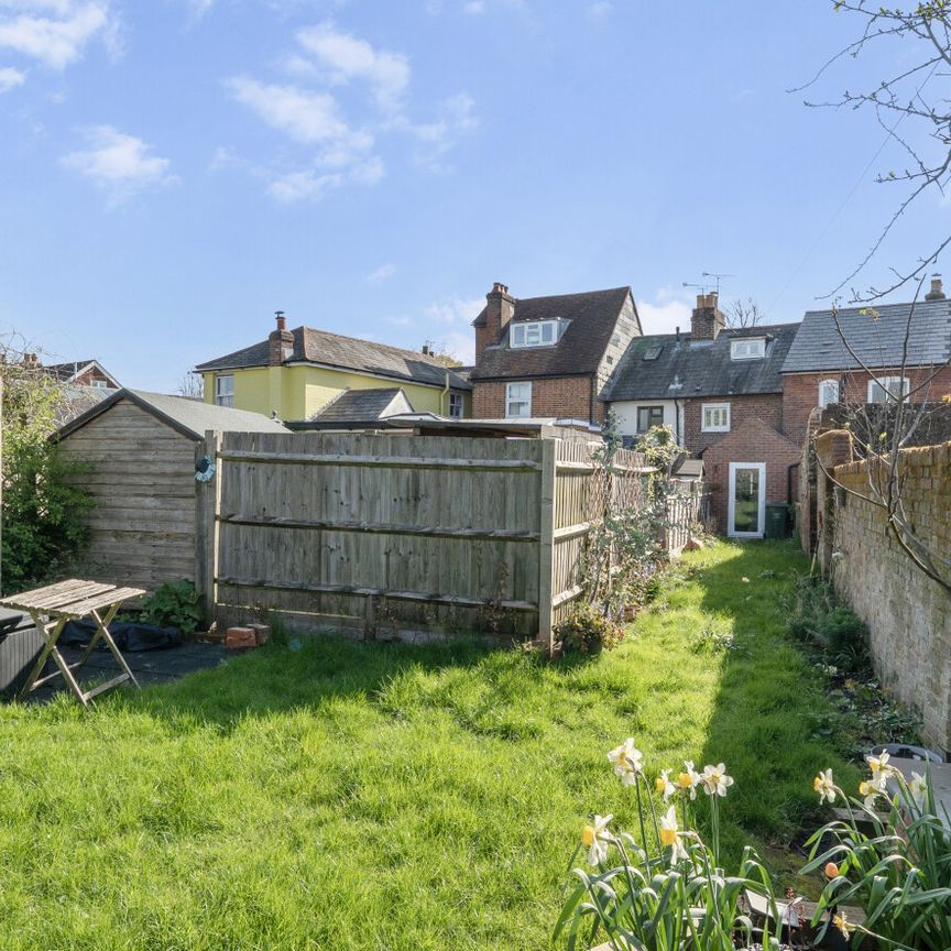 2 bedroom terraced house to rent - Photo 1