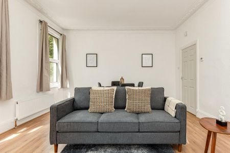 2 bedroom flat to rent - Photo 5