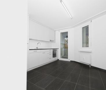 Schöne Familienwohnung mit eigenem Waschturm - Photo 1