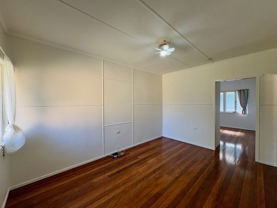 1 bedroom unit in Newmarket - Freshly painted! - Photo 1