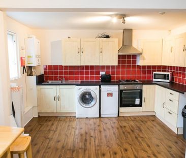 Kelso Heights, Hyde Park, Leeds - Photo 6