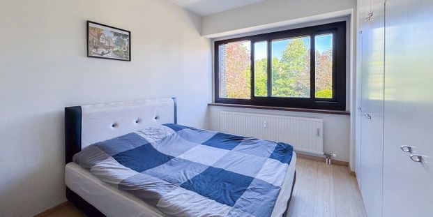Appartement te huur in Ukkel voor € 2.500 met 3 slaapkamers - Foto 1