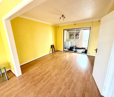 Blossom Way , West Drayton - Photo 3 | Rentumo