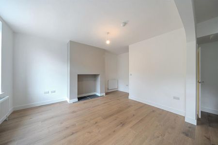 1 bedroom terraced house to rent - Photo 3
