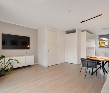 Elemastraat 163, Nieuw-Vennep West, 2151AJ - Photo 1