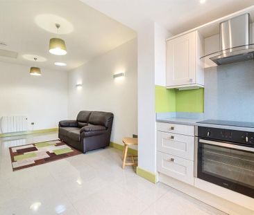 1 bedroom apartment to rent - Photo 2