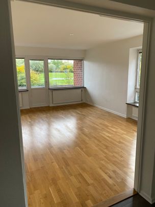 Docentgatan 14 B, Hermodsdal - Photo 1