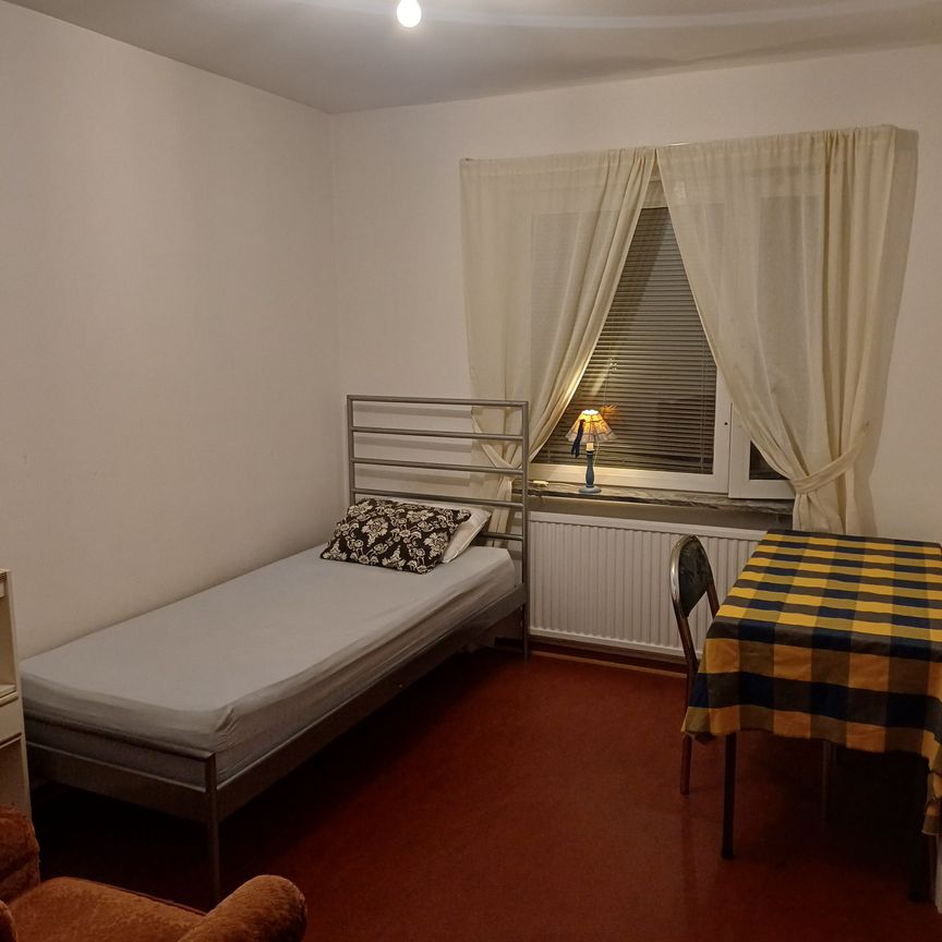 Tingvallavägen, Märsta - Photo 1