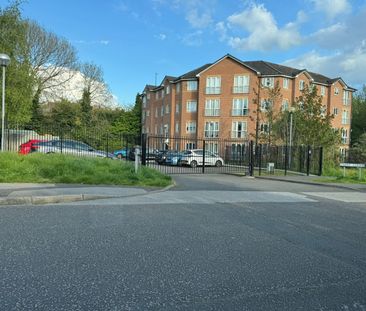 2 Bed Flat, Marmion Road, NG3 - Photo 2