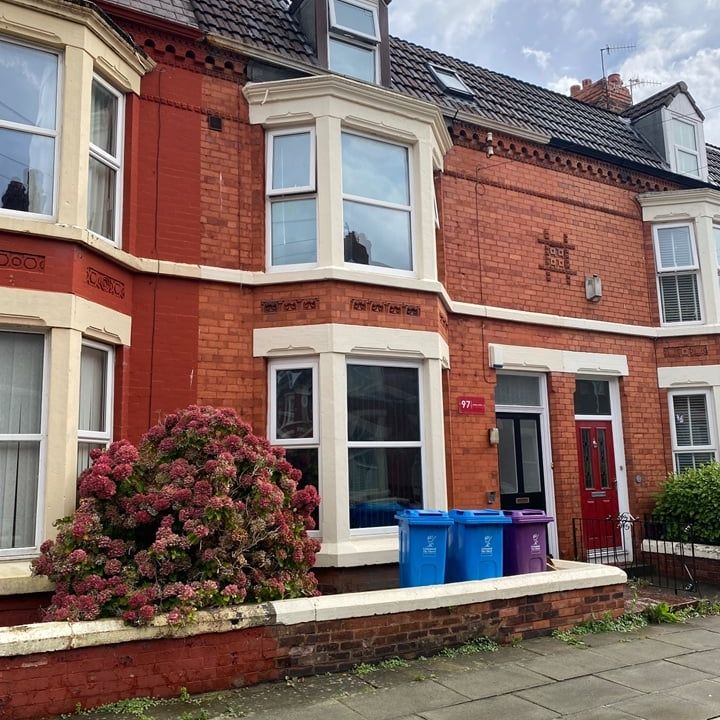 Room in a Shared House, Ampthill Road, L17 - Photo 1