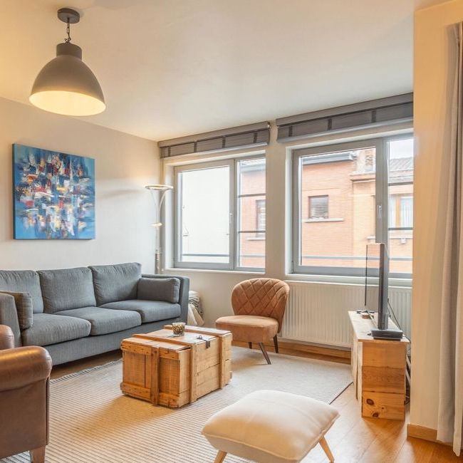 Appartement te huur in Schaarbeek voor € 1.250 met 2 slaapkamers - Photo 1