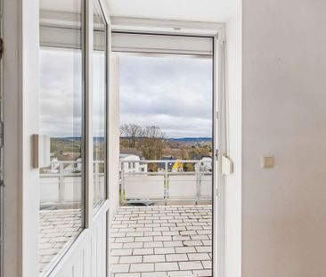 Helle 2-Raum Dachgeschosswohnung mit Balkon in Rodewisch, Steinberg... - Photo 6