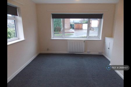 2 bedroom maisonette to rent - Photo 5