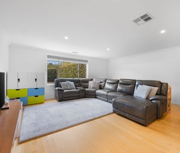 15 Bokhara Crescent, Kaleen ACT 2617 - House For Rent | Domain - Photo 3