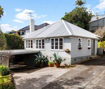 Welcome Home! 3 Bedrooms House for Rent - Photo 3
