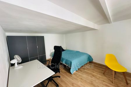 Location Appartement 1 pièce 24m² TOULON 83000 - Photo 3