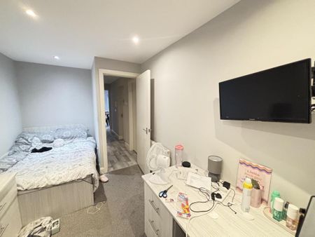 2 bedroom flat to rent - Photo 3