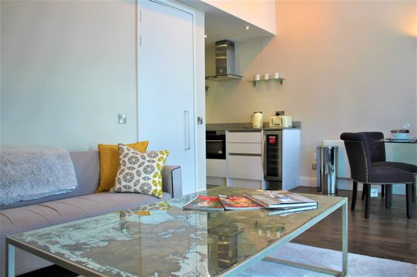 1 Bed Penthouse, Lawrence House, EC1V - Photo 1