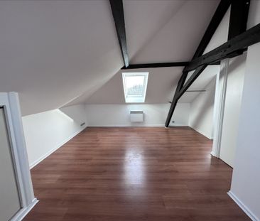 Location Appartement 1 pièce 17m² - Photo 4