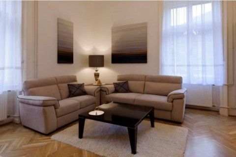 Báthory utca - Fotó 1