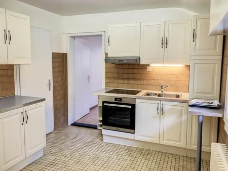 Charmant appartement de 5 pièces au 1er étage - Photo 4