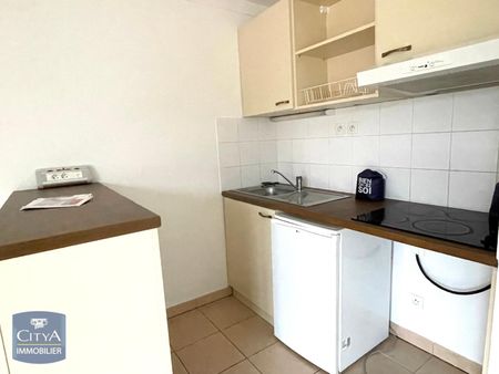 Location Appartement 2 pièces 42m² ST ETIENNE 42100 - Photo 2