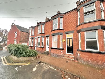 3 bedroom terraced house to rent - Photo 5