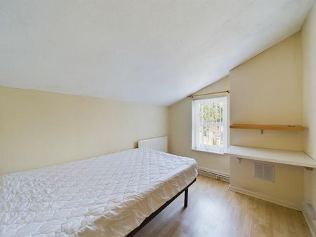 4 bedroom house - Photo 4