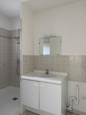 Location Appartement 2 pièces 35m² VALENCE 26000 - Photo 5